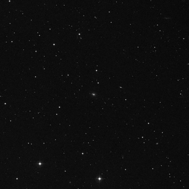 Image of IC 2649 - Elliptical Galaxy in Leo star
