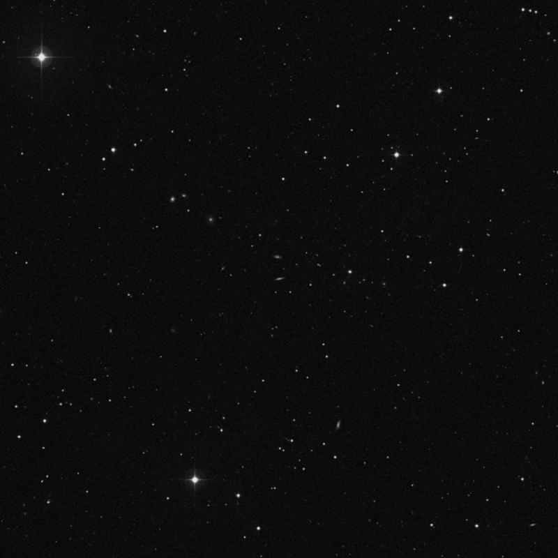 Image of IC 2752 - Elliptical Galaxy in Leo star